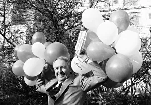 00350 Prints: Freddie Laker announces his new business venture at the Savoy Hotel in London with new