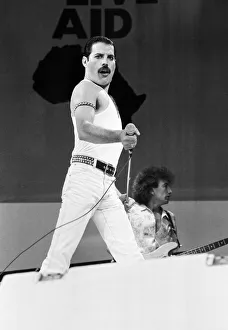 Freddie Mercury, lead singer of British rock group Queen