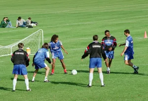 00972 Prints: French Squad Training at Haydon Bridge High School in Northumberland, 9th June 1996