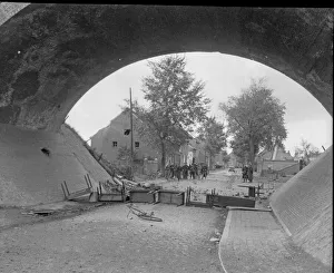 French troops hastily construct a barricade on the Franco-Belgium border