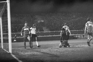 Finals Prints: Fulham 0-0 Middlesbrough, Anglo Scottish Cup Final, 2nd Leg at Craven Cottage