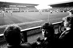 00347 Prints: Fulham 2 v. Walsall 2 Fulham fans demonstrate against the proposed merger between