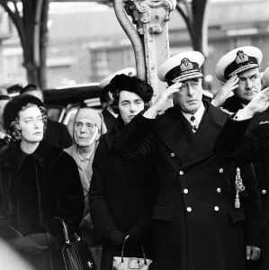 01259 Prints: The funeral of Edwina Mountbatten, Countess Mountbatten of Burma aboard HMS Wakeful off