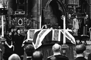 01270 Prints: The funeral of Louis Mountbatten, 1st Earl Mountbatten of Burma held at Westminster Abbey