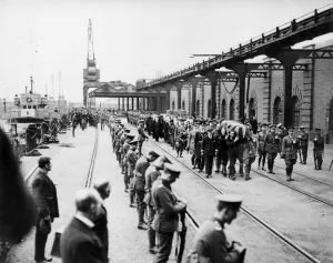 01125 Prints: Funeral of the Unknown Warrior. 11 / 11 / 1920 Funeral procession at Dover