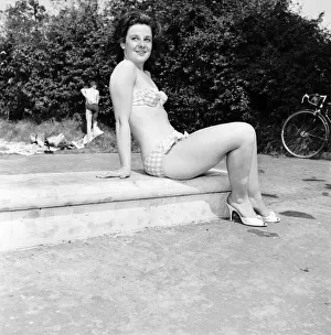 Galleon Pool: 21 year old Wendy Newgrosh from Prestwich Lanes. June 1960 M4290-009