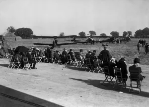 01207 Prints: Garden party at Woodley Aerodrome, Reading, Berkshire. 23rd September 1932