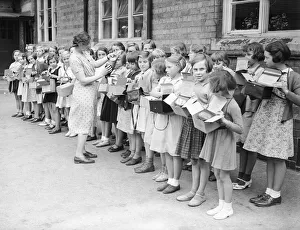 A gas mask lesson at Bromsgrove school 22nd September 1939