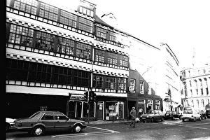 A general picture of Newcastle Quayside featuring Bessie Surtees house, Sandhill