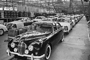 01186 Prints: General scenes showing the new Jaguar cars coming off the production line at the plant