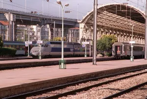 00515 Prints: General view of French TGV Transport Trains at Nice Station, France