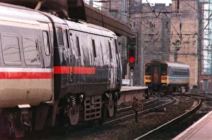 Signals Prints: A general view of an Inter-City 225 at Newcastle Central Station on 20th November 1997