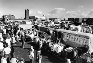 Cities Prints: General view of Speke market in progress. September 1986
