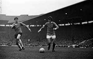 00238 Prints: George Best of Manchester United on the ball watched by an Ipswich Town defender during