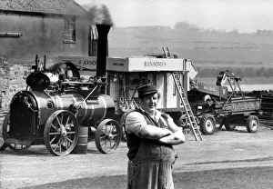 George Byerley on 7th May 1986 with his Marshall twin cylinder portable