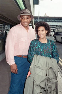 01524 Collection: George Foreman at London Airport. 16th October 1989