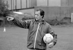 George Graham during a training session at Millwall 26 / 09 / 1984