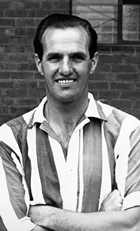 George Lee (4 June 1919 - 1 April 1991) was an English footballer who played left wing