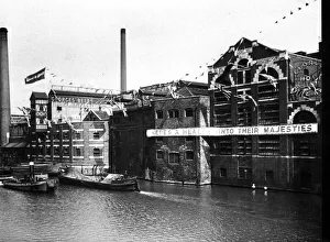 Docks Prints: Georges Brewery, Bristol decorated for Silver Jubilee of George V