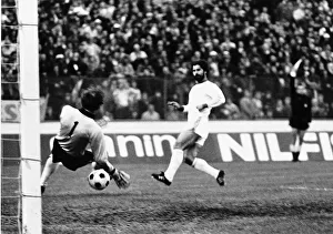 Gerd Muller scoring offside goal in Bayern Munich St Etienne European Cup Final Hampden