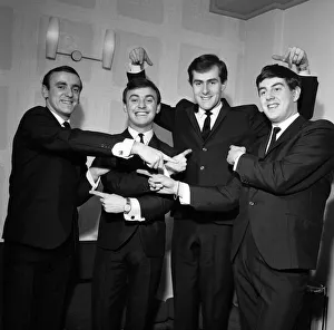 00163 Prints: Gerry and the Pacemakers, who on their way from Hanley in Staffordshire to Ipswich to