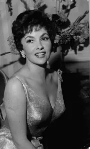 Gina Lollobrigida Actress arriving in London at the Savoy Hotel