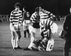 Injury Prints: Glasgow Rangers 0 v Celtic 1. Scottish Premier Division match at Ibrox