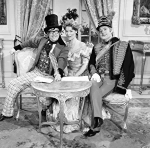 Glenda Jackson, Guest Stars on the Morecambe & Wise Christmas Special