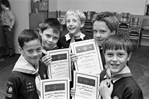 Images Dated 16th September 1991: Golden boys... these five members of the 32nd Dalton Cub Scouts have received the highest