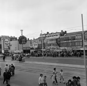 01139 Prints: The Golden Mile in Blackpool, Lancashire. 1st August 1971