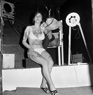 Tattoo Prints: The Golden Miles Tattooed Lady and Headless Wonder have got engaged