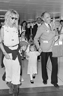 01118 Prints: Goldie Hawn, American actress with son Oliver and daughter Kate