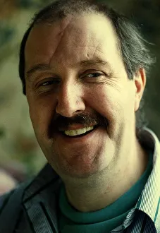 Gorden Kaye actor Star in the TV programme Allo Allo A©Mirrorpix