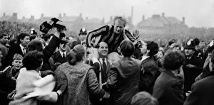 Gordon Haig carried shoulder high by fans January 1967