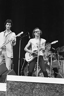 00889 Prints: Graham Parker and The Rumour seen here performing on stage at The Picnic pop concert