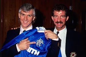 Graham Roberts & manager Graeme Souness December 1986