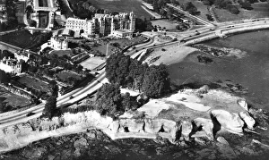 The Grand Hotel and Corbyn Head Torquay Circa 1940s The elm trees fell victim to