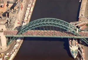 00123 Prints: The Great North Run 15 September 1991 - The running masses pour over the Tyne Bridge