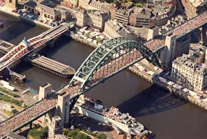 The Great North Run 15 September 1991 - The running masses pour over the Tyne Bridge