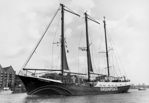 The Greenpeace ship Rainbow Warrior near Tower Bridge. 9th August 1989
