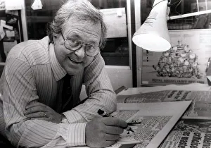 Drawing Prints: Gren Jones, cartoonist South Wales Echo Copyright Media Wales. 29th December 1989