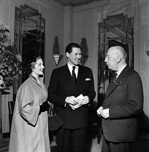 00026 Prints: Guests chatting at a Cocktail Party. November 1952 C6295-003