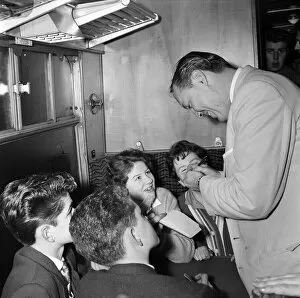 01232 Collection: Bill Haley on board the Daily Mirror Rock n Roll Special train to Waterloo