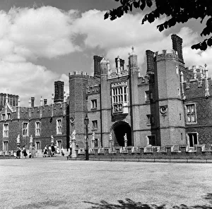 Clouds Prints: Hampton Court Palace, London Borough of Richmond upon Thames, London, 28th August 1952