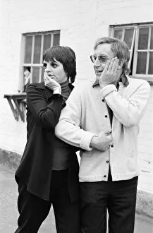 01140 Prints: The happy couple, Liza Minnelli and Peter Sellers photographed at Shepperton Studios