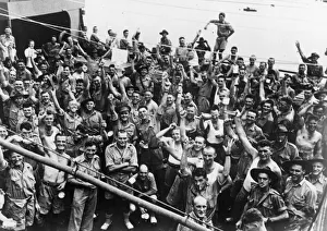 Australian Prints: Happy scenes as the Australian Imperial Force arrive in Singapore for the battle against