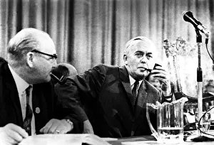 00156 Prints: Harold Wilson at the TUC conference in Brighton October 1969