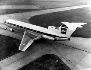 00357 Prints: A De Havilland Trident airliner, later to be known as the Hawker Siddeley Trident