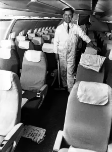 00357 Prints: A De Havilland Trident airliner, later to be known as the Hawker Siddeley Trident
