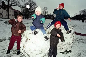 Images Dated 1st January 1997: Having a ball are youngsters (L-R)Matthew Thompson, Joshua McGhern